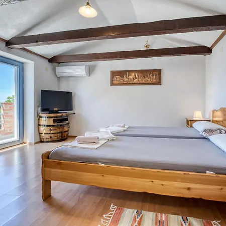 بيت للعطل Lovreno By Interhome تْسْغيكفانِتْسا