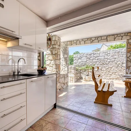 Lovreno By Interhome Crikvenica
