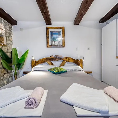 Lovreno By Interhome * Crikvenica