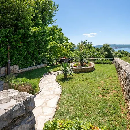 Lovreno By Interhome Crikvenica