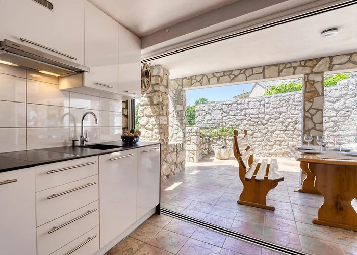 Lovreno By Interhome Crikvenica