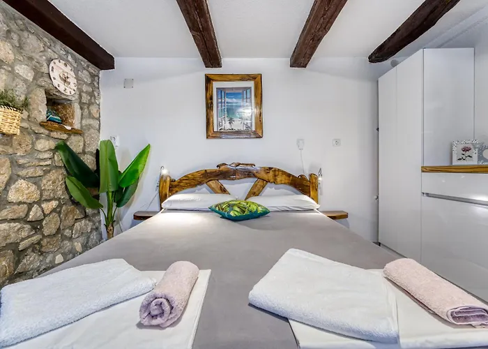 Lovreno By Interhome * Crikvenica